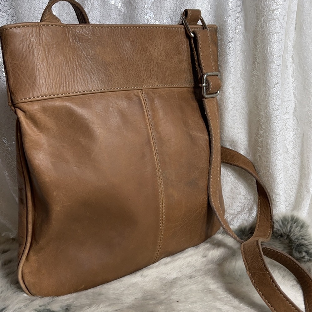 Authentic crossbody leather Corium from Argentina - Picture 6 of 10